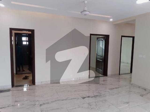 10 Marla 3 Bedroom's Tile Flooring Apartment | Flat For Rent | Askari 10 Lahore Cantt | Nusrat Estate Askari 10 Sector S
