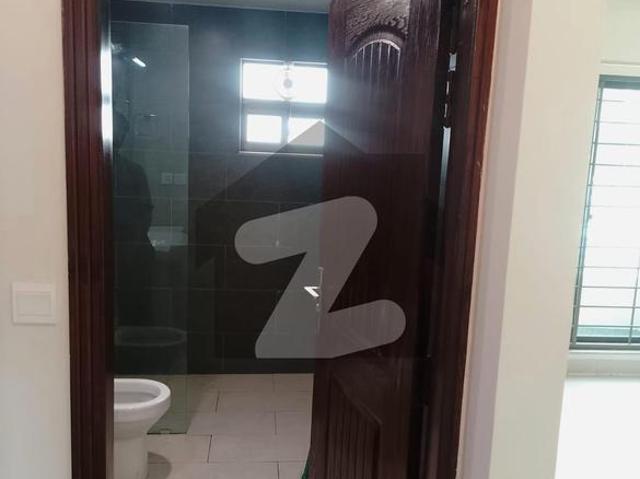 10 Marla 3 Bedroom's Tile Flooring Apartment | Flat For Rent | Askari 10 Lahore Cantt | @nusratestate Askari 10 Sector S