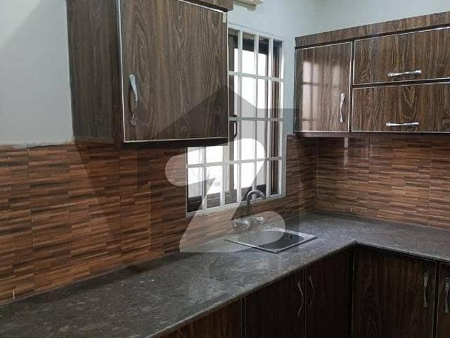 10 Marla Triple Storey Corner Commercial Building With Basement Near Scheme Mor Main Multan Road