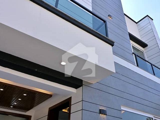 10 Marla Triple Storey House For Sale In Etihad Town Phase 1 Raiwind Road Lahore
