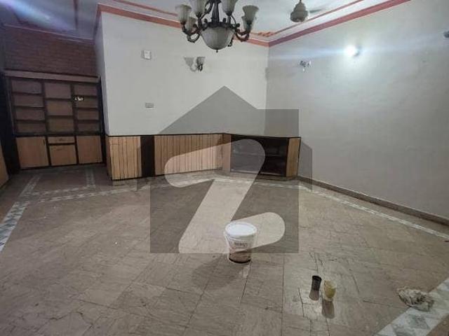 10 Marla Triple story House For Rent