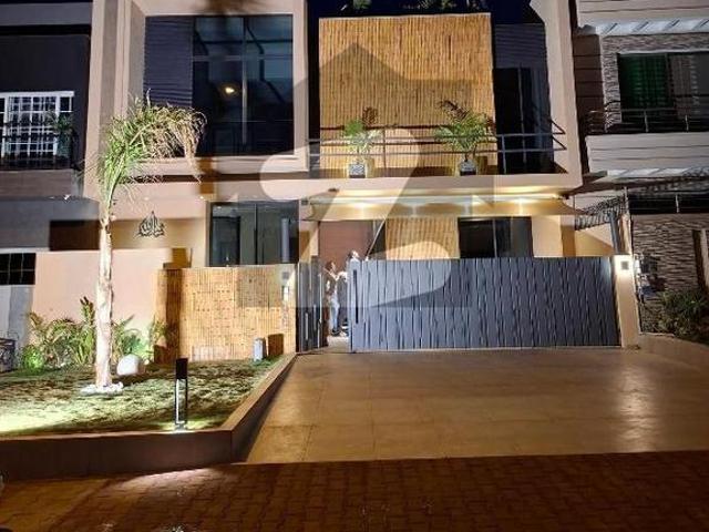 10 Marla Ultra Designer House For Sale B Block Main Double MPCHS Block B