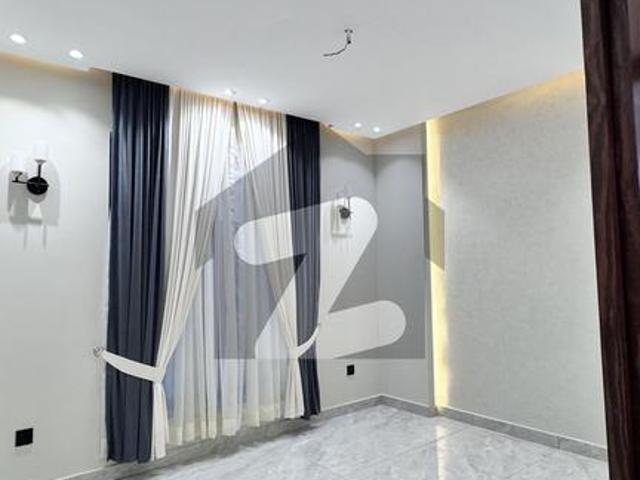 10 Marla Ultra Luxury House | DHA Multan Experience Premium Living & Luxury Lifestyle at Its Finest DHA Defence