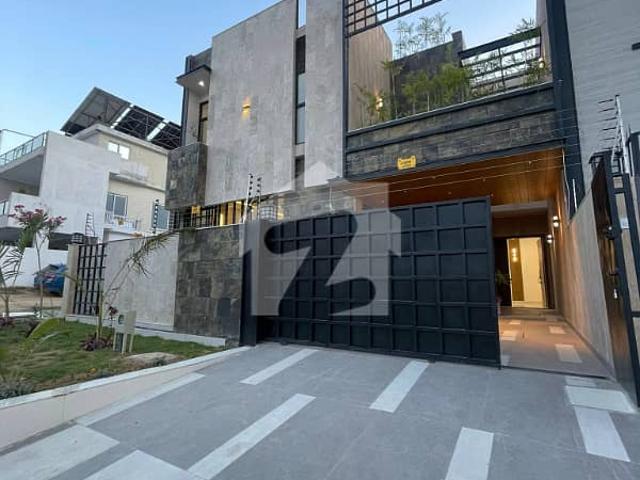 10 Marla Ultra Luxury Modern House With 8 Marla Exta land Block E B 17 Islamabad
