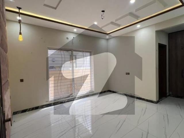 10 Marla Ultra Modern House For Rent At Bahria Orchard Central Block Lahore Bahria Orchard Phase 1 Central