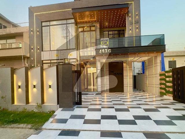 10 Marla ultra Modern Luxury House For Sale In Central Park Lahore