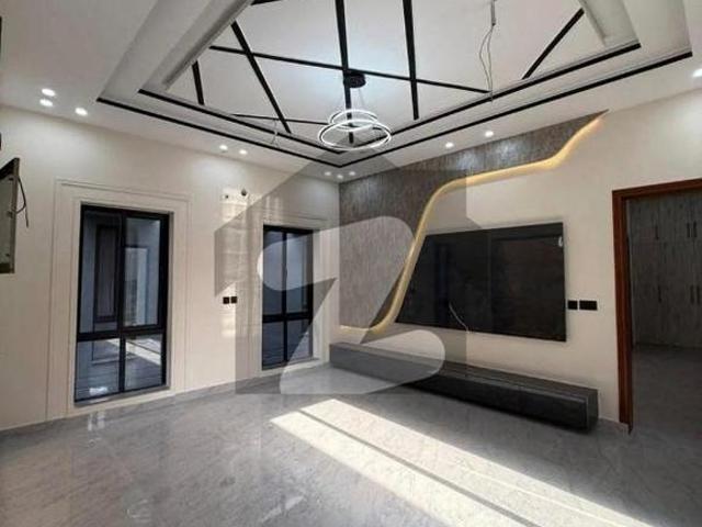 10 Marla Ultra Modern & Most Elegant House for Sale In Royal Orchard Multan Royal Orchard