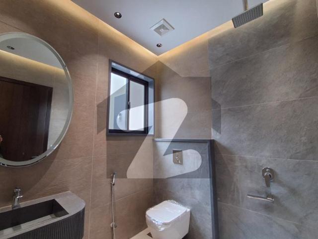 10 Marla Ultra Modern Near To Dolmen Mall, Market And Park DHA Phase 6