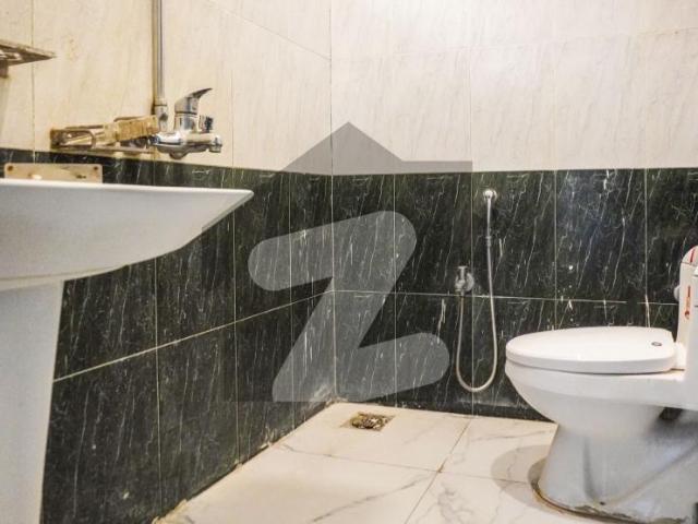 10 Marla Used House for Sale in Approved Block Park View City, Lahore Park View City Jade Block