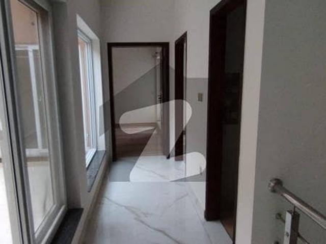 10 Marla Uppar Portion For Rent