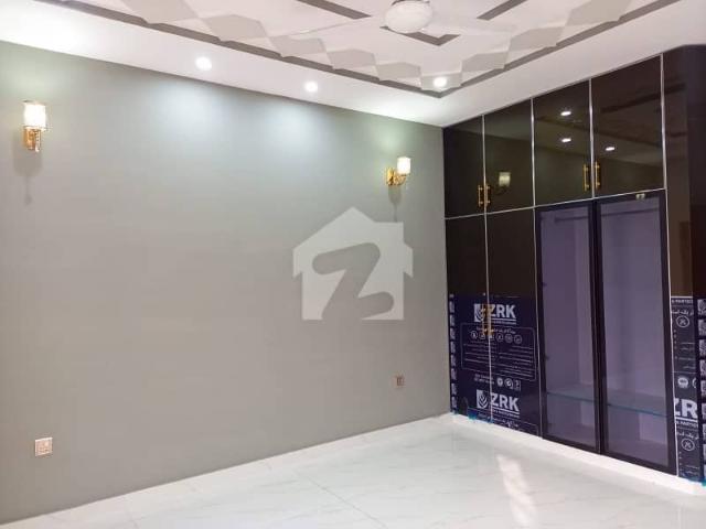 10 Marla Upper Portion Available For Rent In Central Park Housing Scheme Lahore Gas Meter Installed
