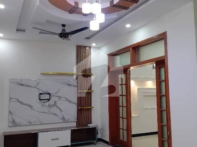 10 Marla Upper Portion Available For Rent In G 14/4