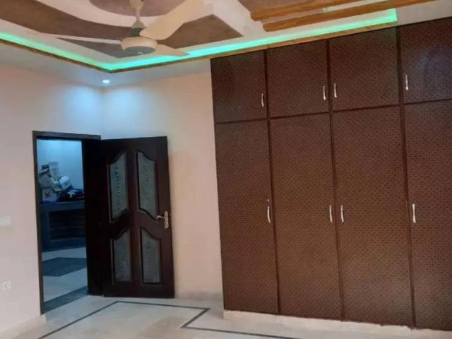 10 Marla upper portion for families in bahria town good location Lahore Bahria Town ID 31304