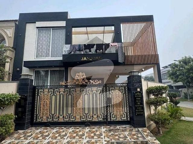 10 Marla Upper Portion For Rent In DHA Phase 8
