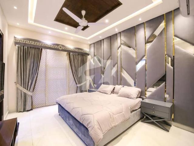 10 marla upper portion for rent in paragon city lahore