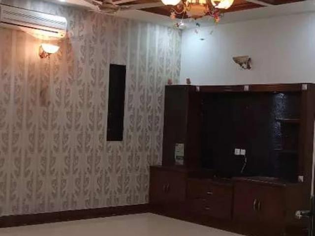 10 Marla upper portion for rent like new condition Lahore Bahria Town ID 67698