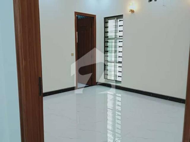 10 Marla Upper Portion For Rent Prime Location, Shershah Block, Bahria Town Lahore