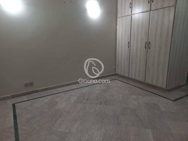 10 Marla Upper portion for Rent