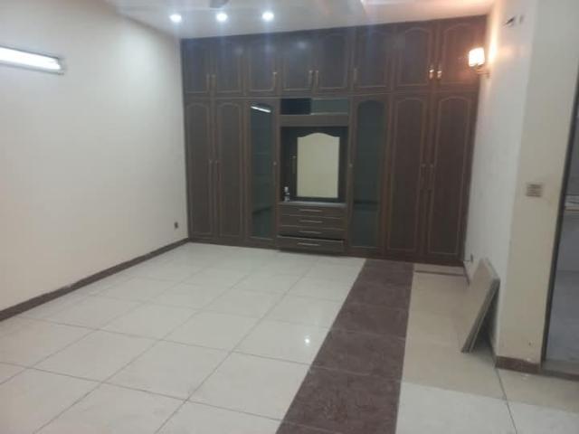 10 Marla Upper portion for Rent