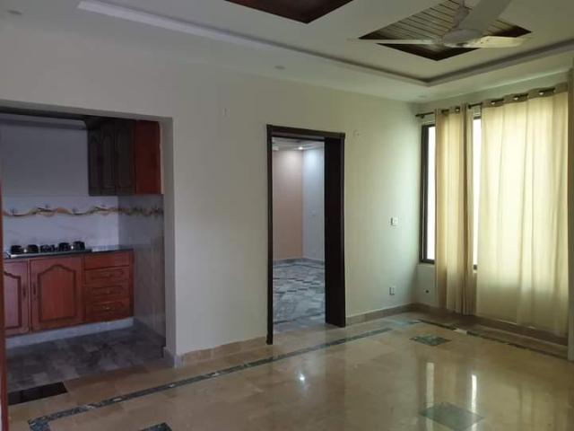 10 Marla Upper portion for Rent
