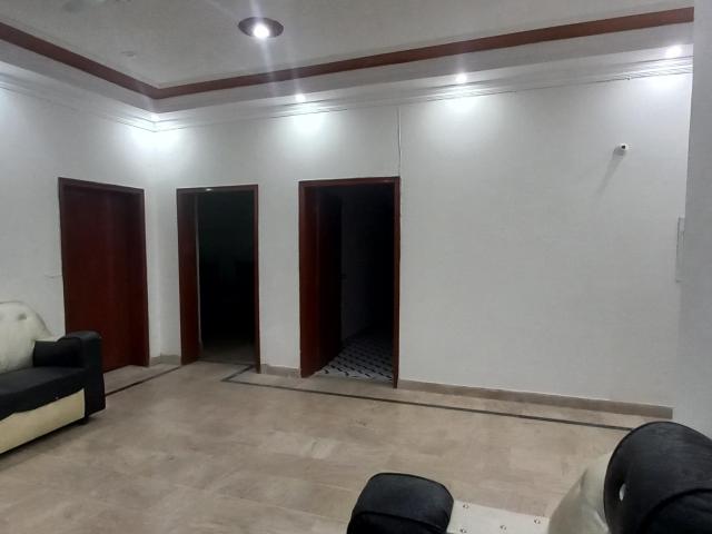 10 Marla Upper portion for Rent
