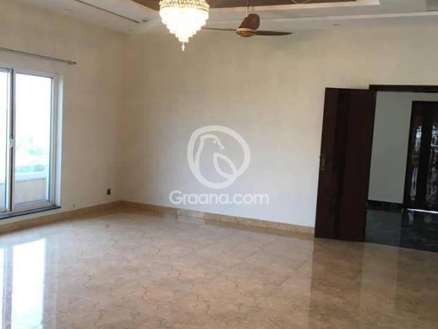 10 Marla Upper portion for Rent