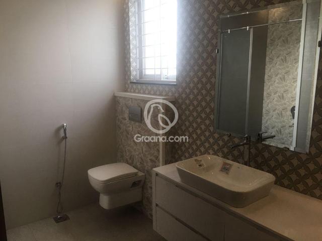 10 Marla Upper portion for Rent