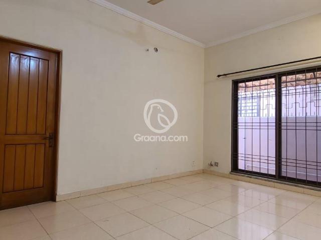 10 Marla Upper portion for Rent