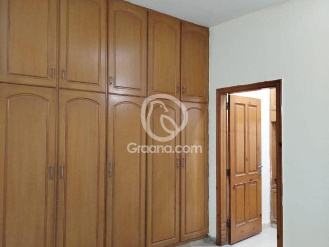 10 Marla Upper portion for Rent