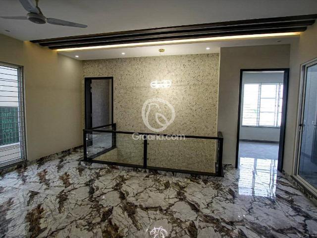 10 Marla Upper portion for Rent