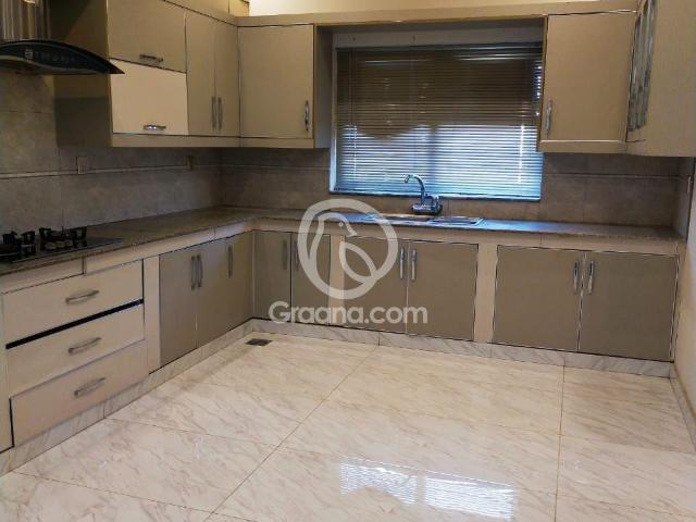 10 Marla Upper portion for Rent