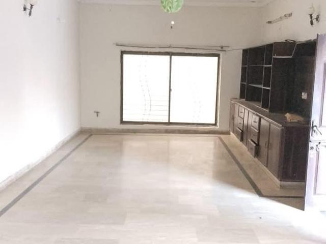 10 Marla Upper portion for Rent