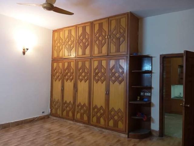 10 Marla Upper portion for Rent