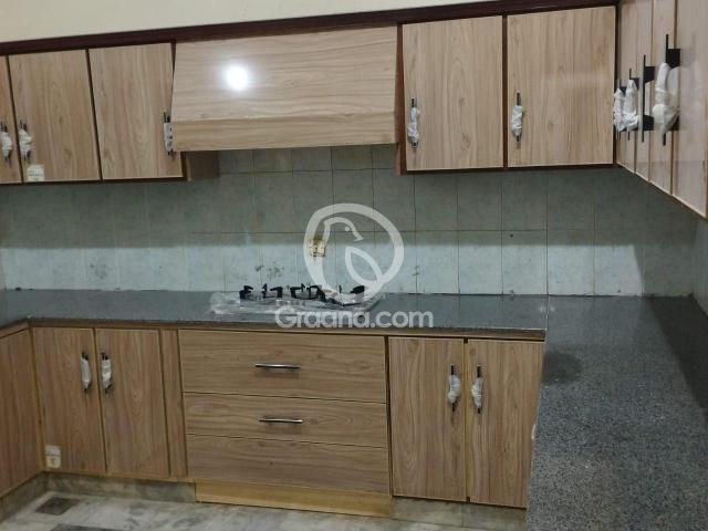 10 Marla Upper portion for Rent
