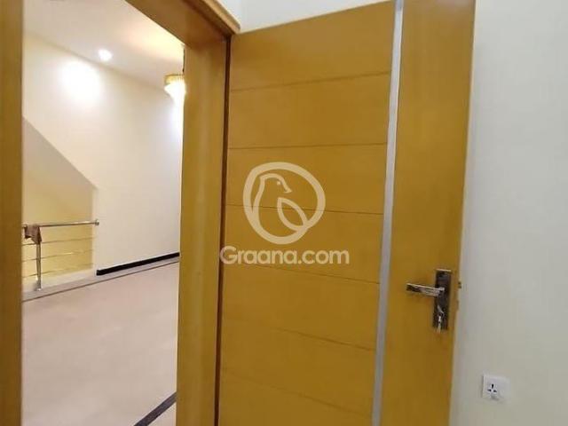 10 Marla Upper portion for Rent