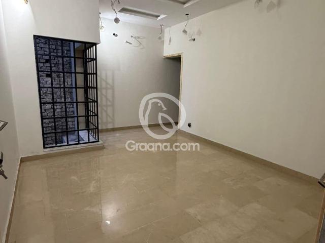 10 Marla Upper portion for Rent