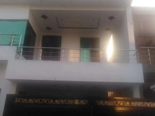 10 Marla upper portion in Canal Gardens H Block Lahore Canal Garden ID 22234