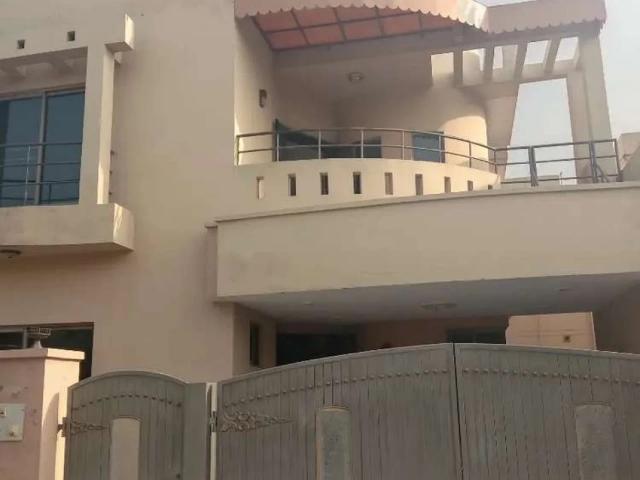 10 marla Upper portion lower lock air avenue DHA Phase 8 Lahore DHA Phase 8 ID 64917