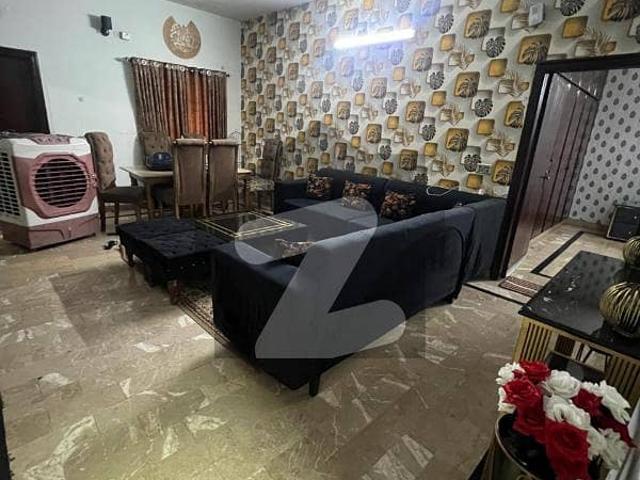 10 Marla Upper Portion With Separate Gate Available For Rent In Z Block Near Y Block Commercial Market DHA Phase 3 Lahore