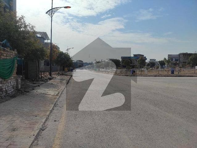 10 Marla Back Open Boulevard Plot for Sale in Sector J, Bahria Enclave Islamabad Road 1A