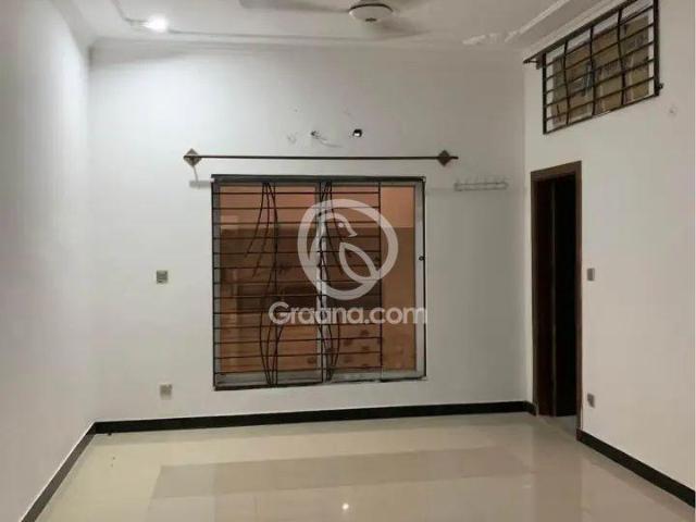 10 Marla Basement for Rent