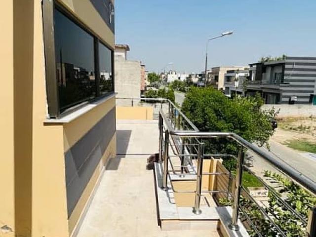 10 Marla Beautiful House 5 years Used Available For Sale Location At E Lahore Eden City ID 80031