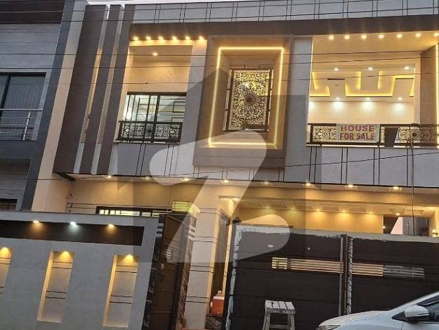 10 marla beautiful house availble for sale in lda avenue lahore