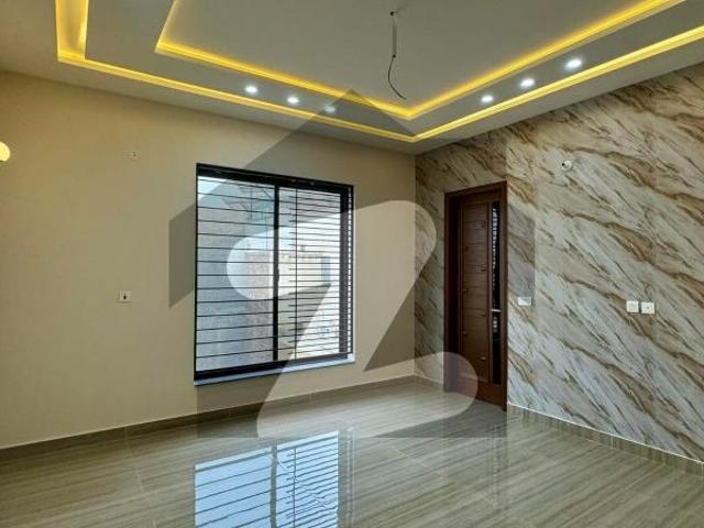 10 Marla Beautiful House For Rent In Buch Villas Multan Buch Executive Villas