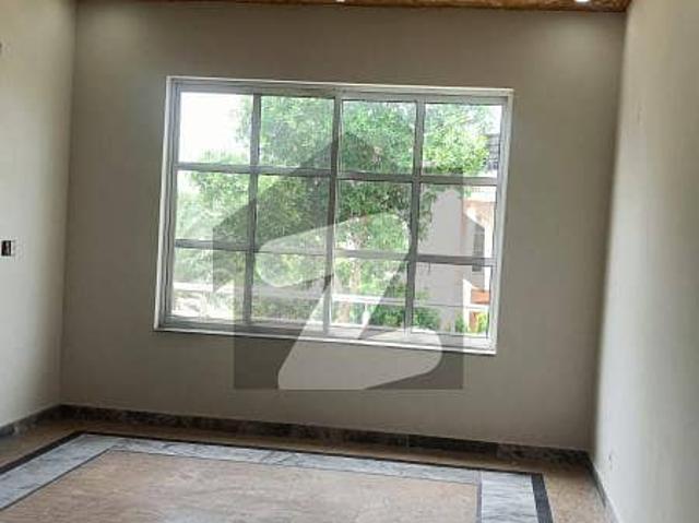 10 Marla Beautiful House For Rent In DHA Phase 8