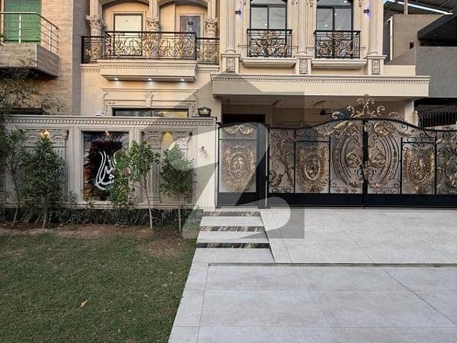 10 marla beautiful house for sale