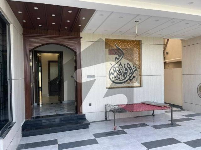 10 Marla Beautiful House For Sale Construction Services Also Available