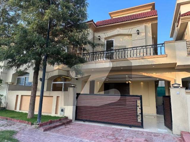 10 Marla Beautiful House For Sale In Sector C1 Bahria Enclave Islamabad