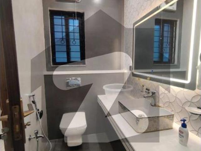 10 Marla Beautiful House For Sale | Lake City Sector M 2A