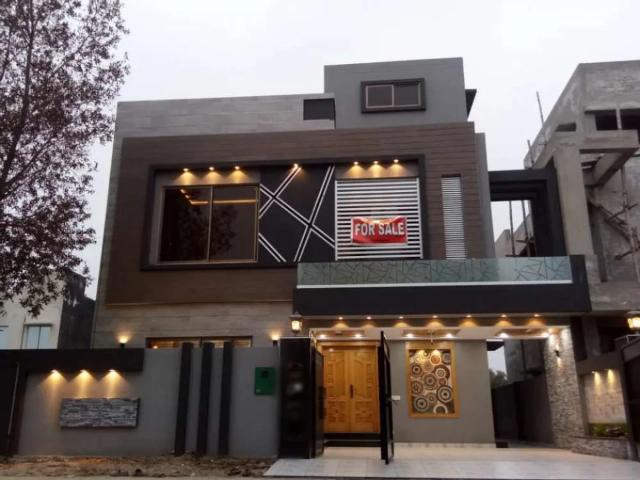 10 Marla Beautiful House In Bahria Town Lahore Bahria Town ID 26509